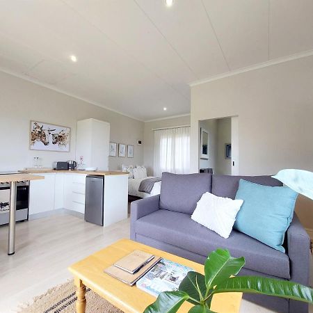 Upmarket Off Grid Cottage On Organic Farm In Secure Estate Howick Esterno foto
