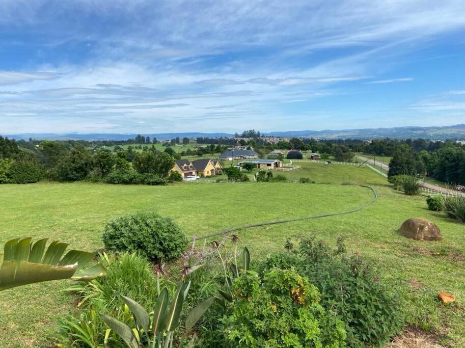 Upmarket Off Grid Cottage On Organic Farm In Secure Estate Howick Esterno foto