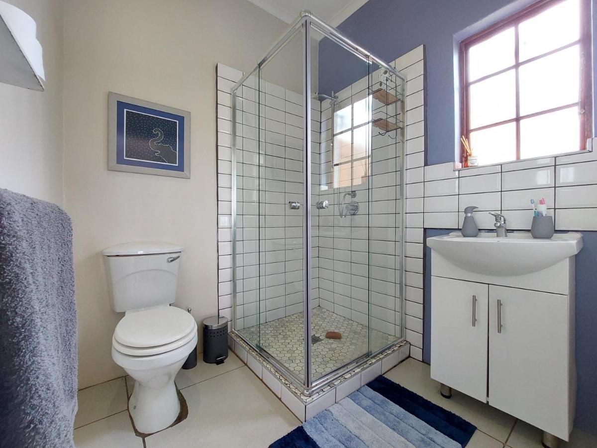 Upmarket Off Grid Cottage On Organic Farm In Secure Estate Howick Esterno foto